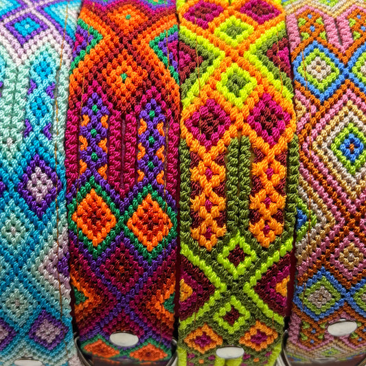 Calor – XXL 60cm -Hand Embroidered Leather Mexican Dog Collar