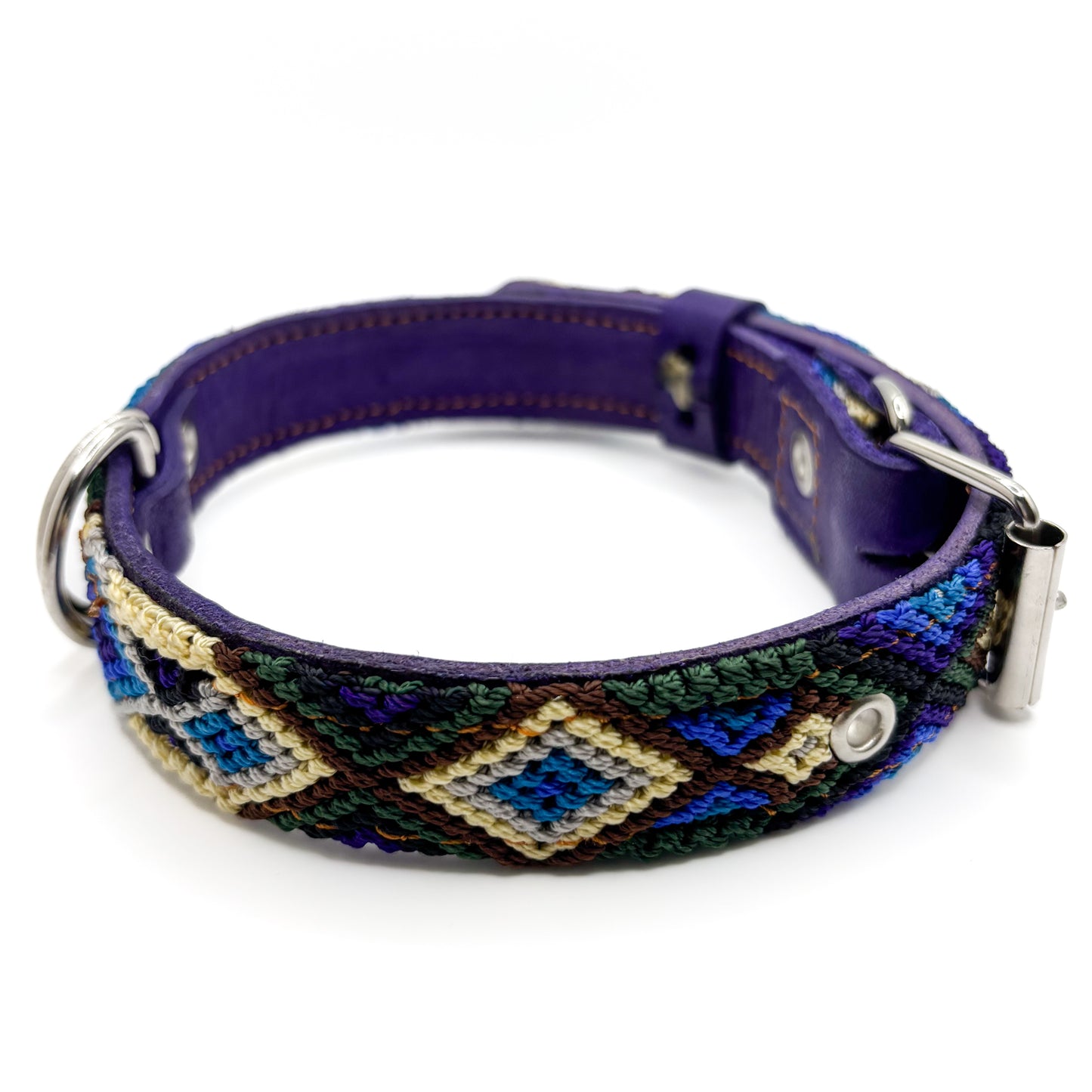 Laguna-Large (45cm) Hand Embroidered Leather Dog Collar