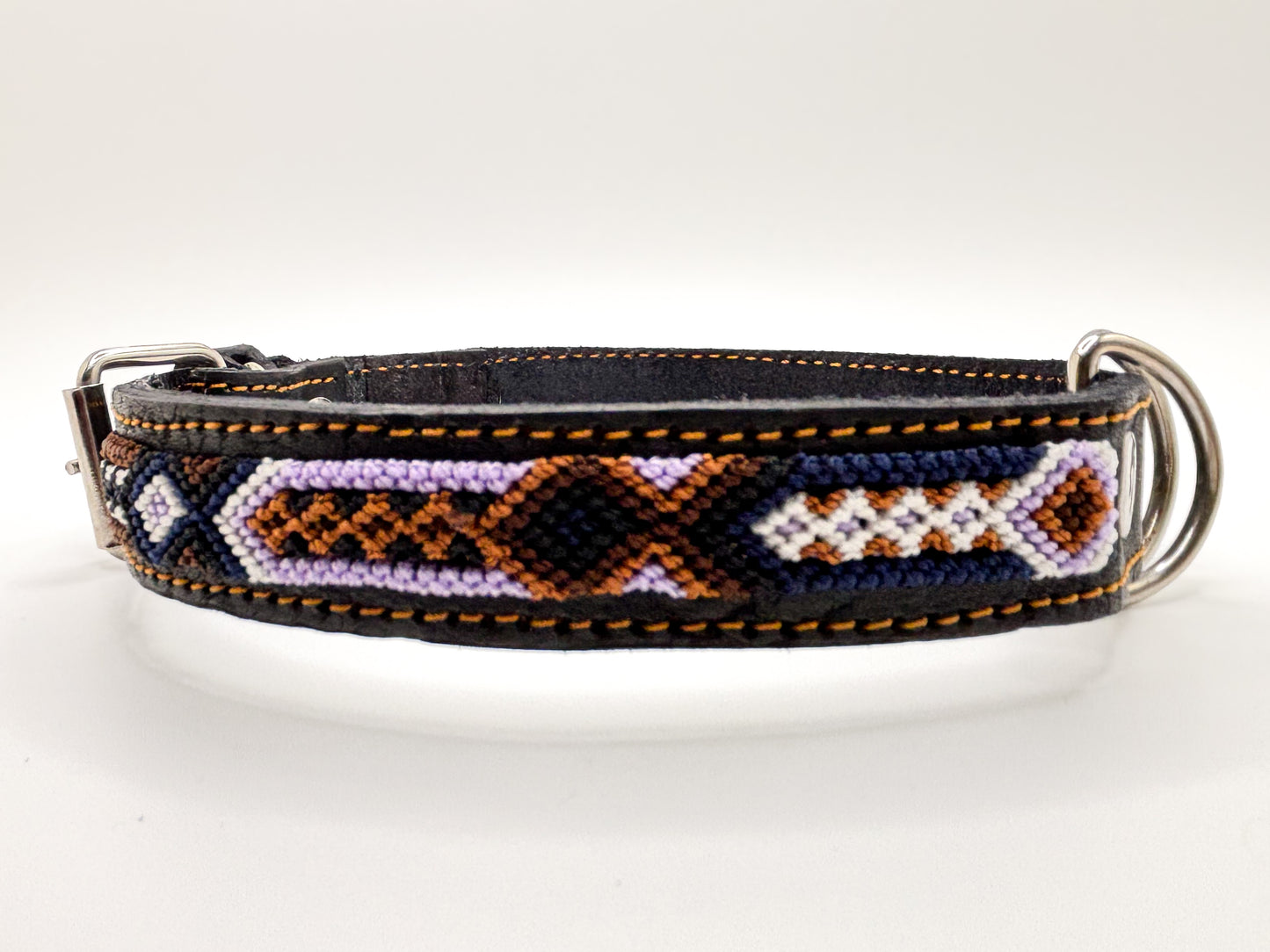 Noche de Café Medium 40cm Hand Embroidered Leather Dog Collar