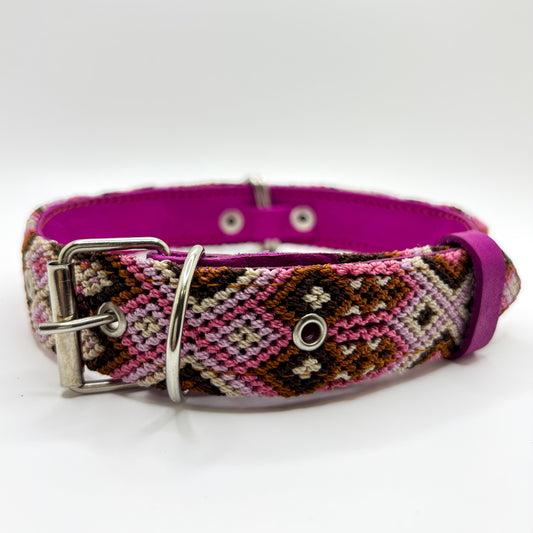 Canela Rosa-Large (50cm) Hand Embroidered Leather Dog Collar