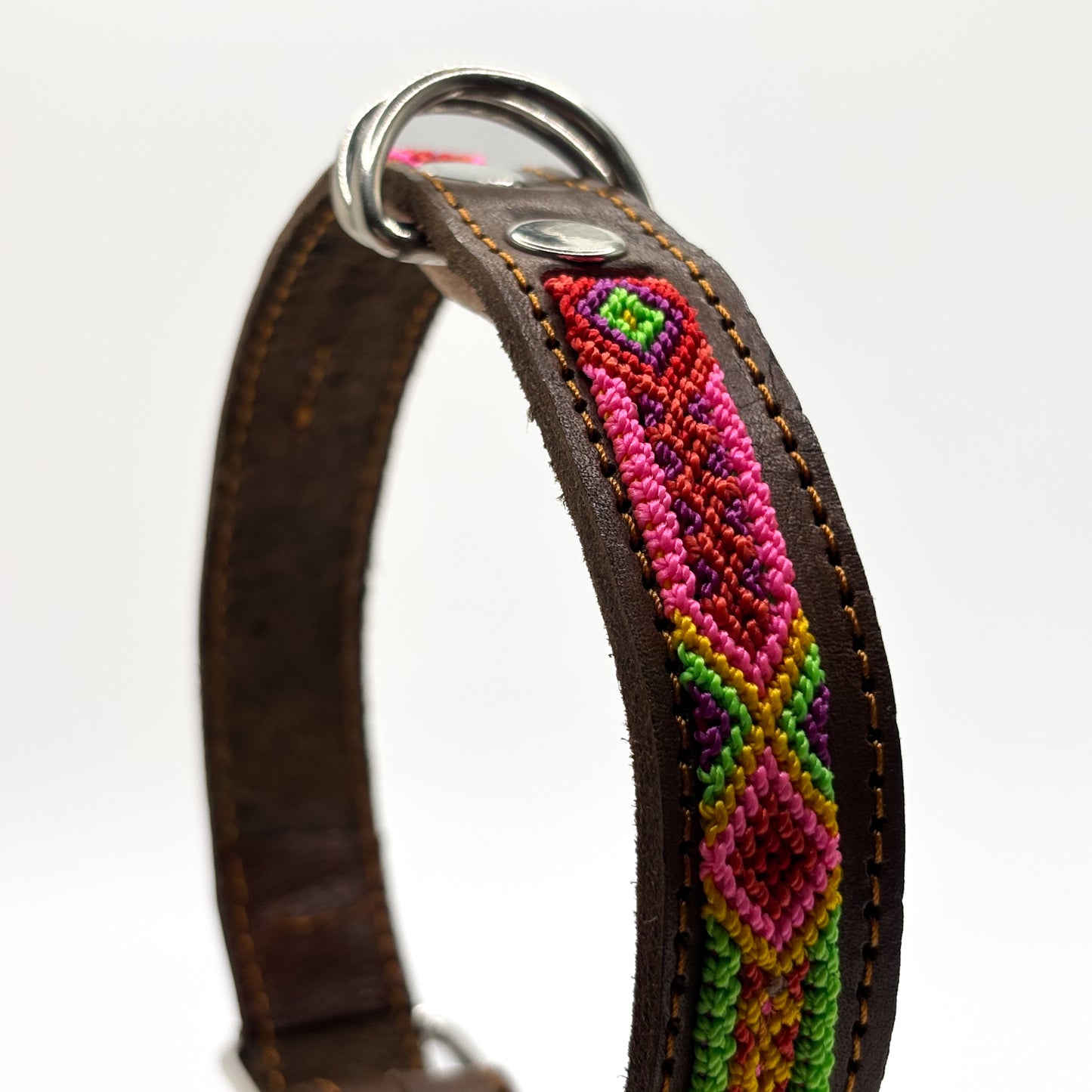 Alegría Medium 40cm Hand Embroidered Leather Dog Collar