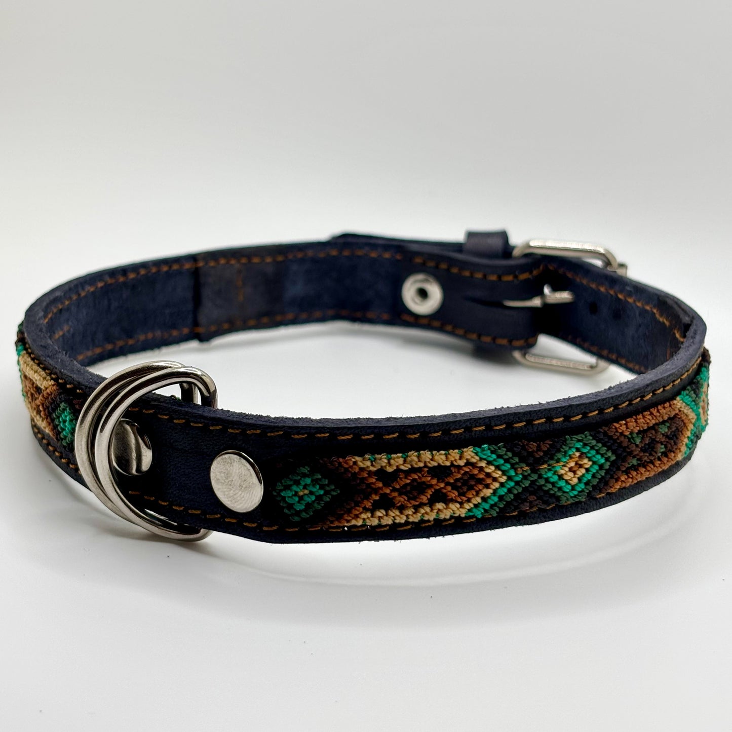 Bosque Large 45cm Hand Embroidered Leather Dog Collar